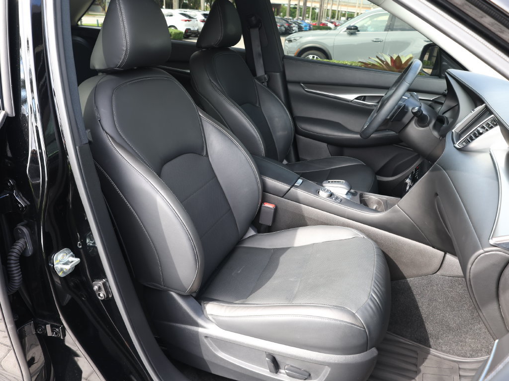 Certified 2024 INFINITI QX50 Luxe FWD image 23