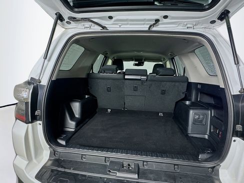 Used 2024 Toyota 4Runner SR5 image 27