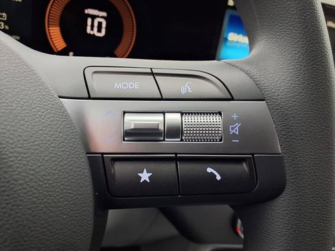 New 2026 Hyundai Kona SE image 11