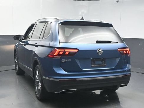 Used 2020 Volkswagen Tiguan SEL FWD image 6