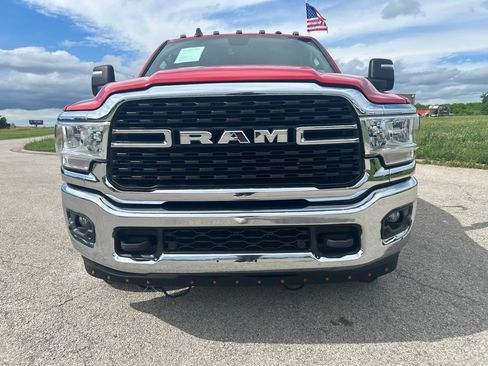 Used 2024 RAM 3500 SLT w/ Quick Order Package 2YG SLT AWD/4WD image 7