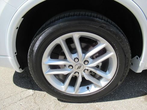 Used 2023 Dodge Durango R/T RWD image 8