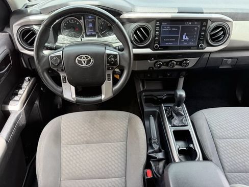 Used 2023 Toyota Tacoma SR5 w/ SR5 Appearance Package RWD image 12