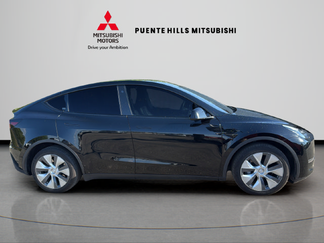 Used 2023 Tesla Model Y Long Range AWD/4WD image 4