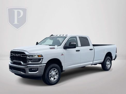 New 2026 RAM 2500 Tradesman w/ Chrome Appearance Group AWD/4WD image 4