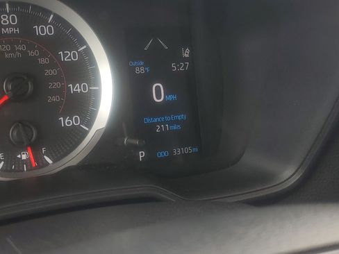 Used 2021 Toyota Corolla SE w/ SE Premium Package FWD image 26