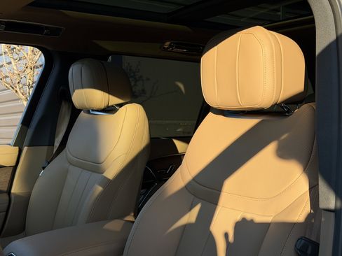 New 2026 Land Rover Range Rover Long Wheelbase SE image 21