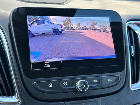 Used 2024 Chevrolet Malibu LT image 22