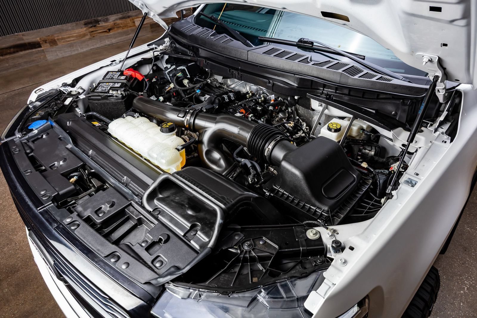 Used 2025 Ford F150 Platinum AWD/4WD image 44