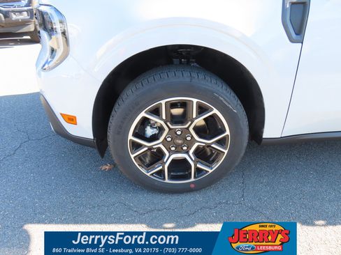 New 2026 Ford Maverick Lariat image 8