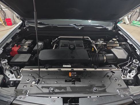 Used 2023 Chevrolet Colorado Trail Boss w/ Technology Package image 33