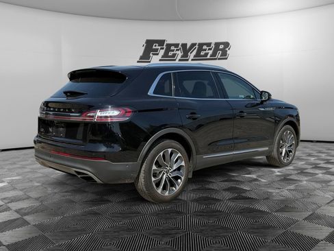 Used 2023 Lincoln Nautilus Reserve w/ Equipment Group 201A FWD image 5