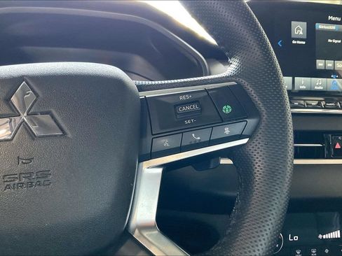 Used 2024 Mitsubishi Outlander SE FWD image 9