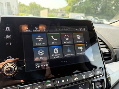 Used 2018 Honda Odyssey Touring image 18