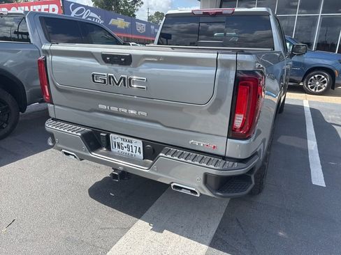 Used 2024 GMC Sierra 1500 AT4 w/ Technology Package image 7