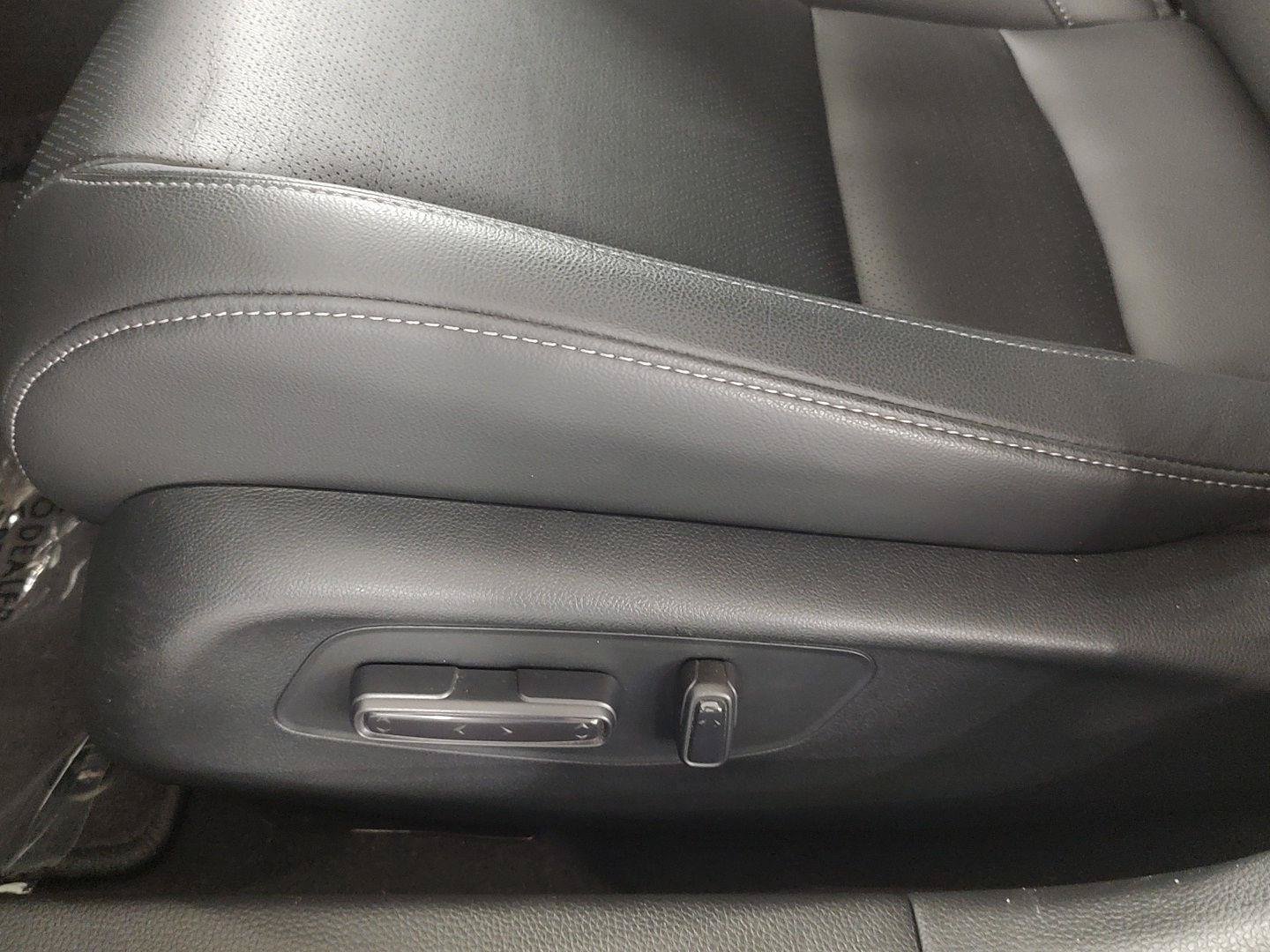 Certified 2024 Honda Civic Touring image 3
