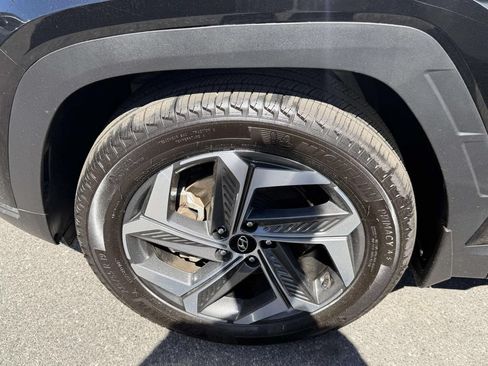 Certified 2023 Hyundai Tucson Limited AWD/4WD image 8