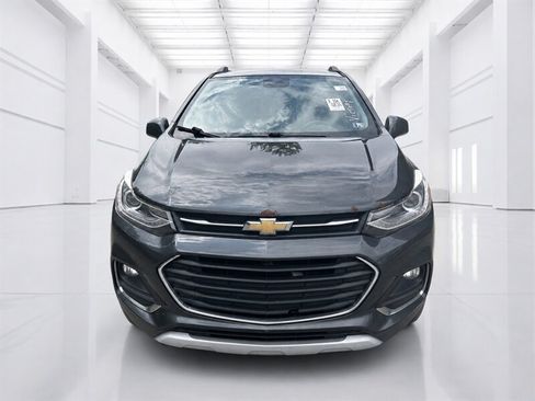 Used 2017 Chevrolet Trax Premier AWD/4WD image 5