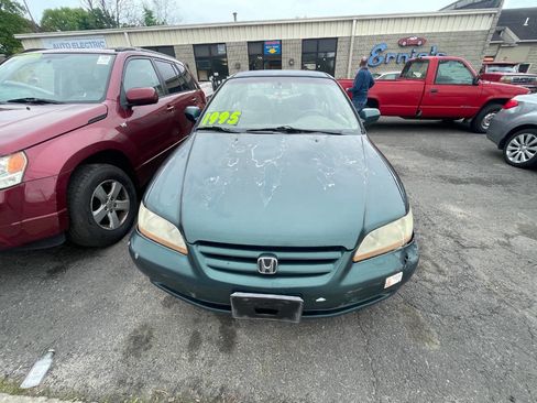 Used 2002 Honda Accord LX image 2