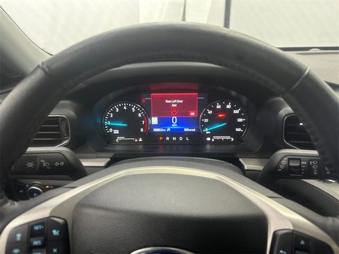 Used 2023 Ford Explorer XLT w/ Equipment Group 202A image 29