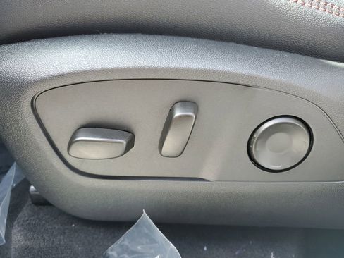 New 2026 Chevrolet Traverse RS image 25