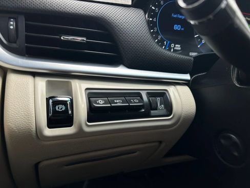 Used 2016 Cadillac XTS Platinum AWD/4WD image 17