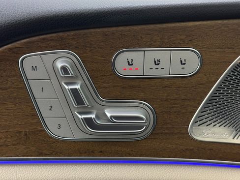 Used 2022 Mercedes-Benz GLS 450 4MATIC image 17