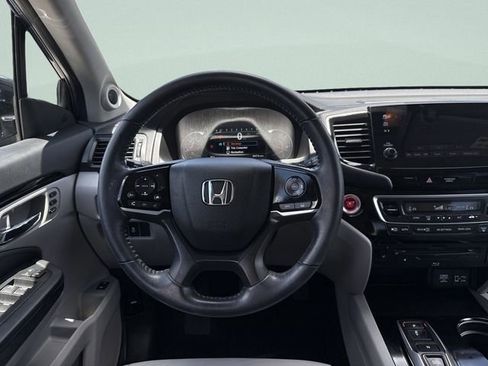 Used 2021 Honda Pilot Touring image 22