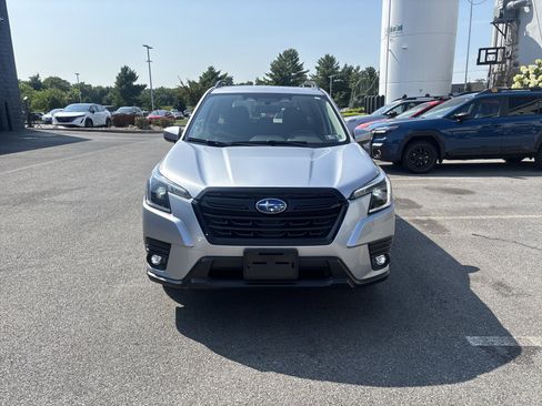 Certified 2024 Subaru Forester Premium AWD/4WD image 17