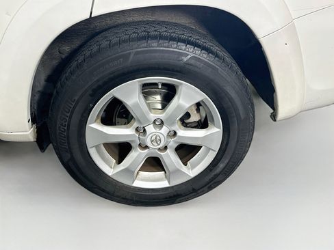 Used 2010 Toyota RAV4 Limited AWD/4WD image 11