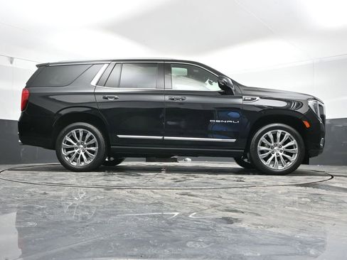 Used 2023 GMC Yukon Denali w/ Denali Reserve Package image 47