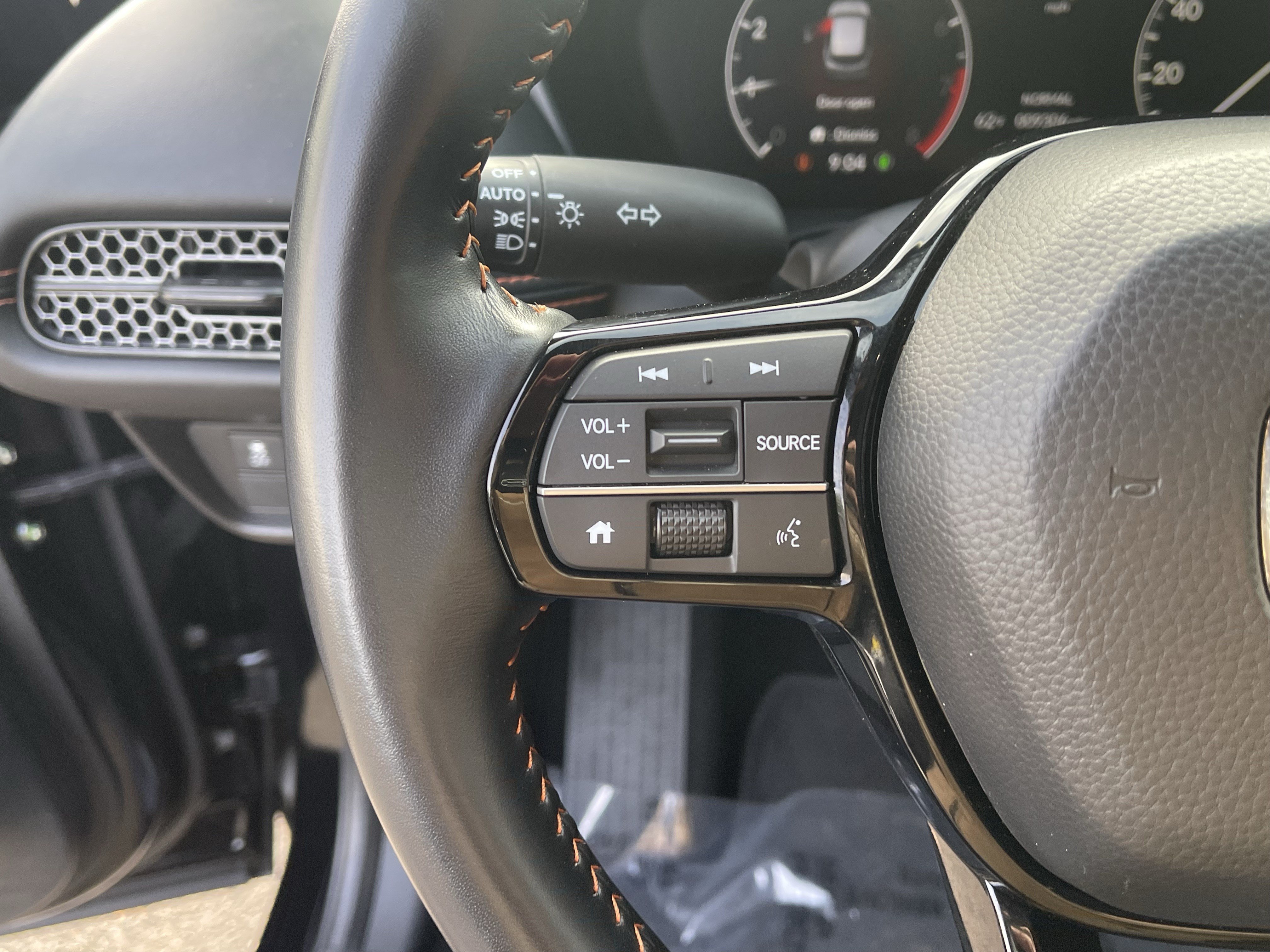Used 2025 Honda HR-V Sport image 20