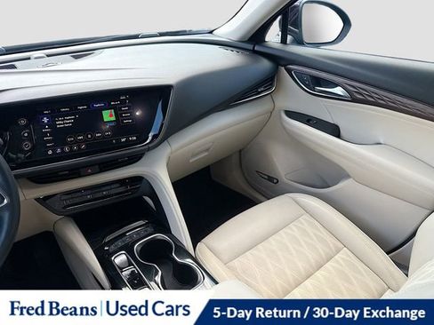 Used 2022 Buick Envision Avenir w/ Technology Package II image 27