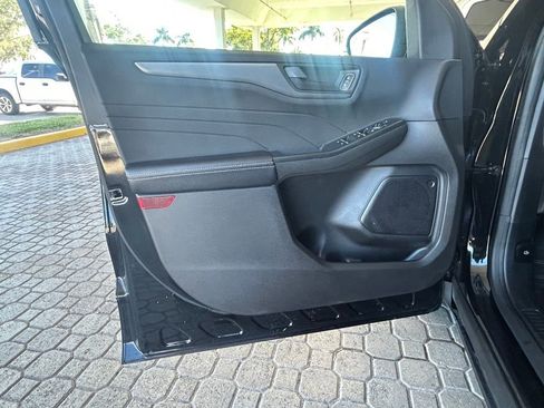 Used 2024 Ford Escape Active image 37