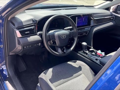 Used 2025 Toyota Camry LE image 15