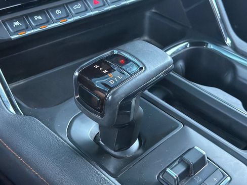 Used 2025 GMC Sierra 1500 AT4 AWD/4WD image 21
