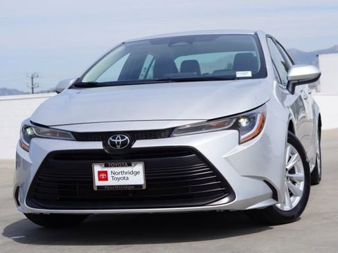 Certified 2025 Toyota Corolla LE w/ LE Premium Package image 3