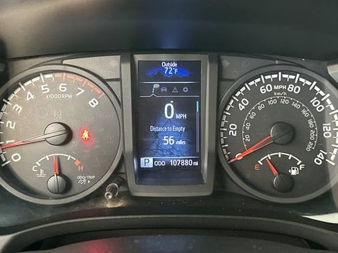 Used 2019 Toyota Tacoma SR w/ SR Convenience Package RWD image 27