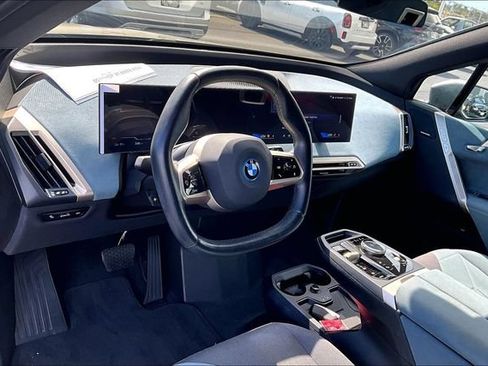 Used 2024 BMW iX xDrive50 w/ Premium Package AWD/4WD image 12