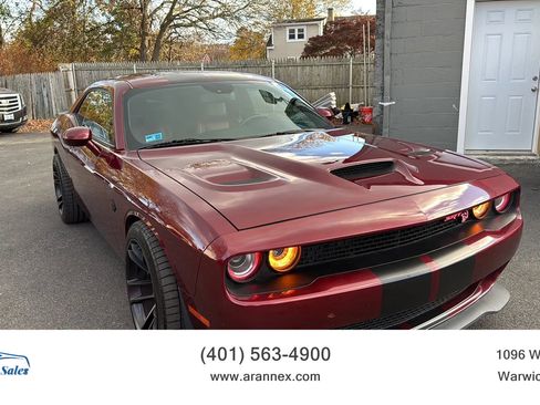 Used 2018 Dodge Challenger SRT Hellcat image 1
