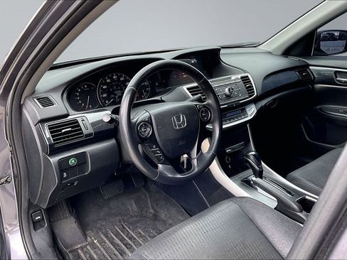 Used 2014 Honda Accord Sport image 4