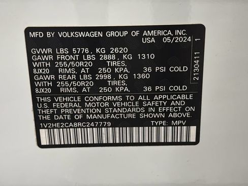 Used 2024 Volkswagen Atlas Cross Sport SE AWD/4WD image 27