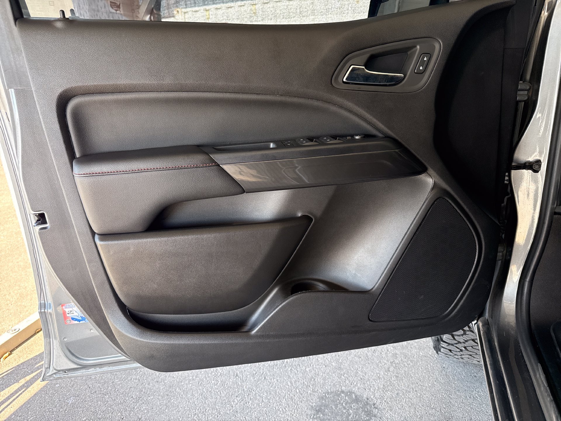 Used 2019 GMC Canyon All Terrain w/ Trailering Package AWD/4WD image 13