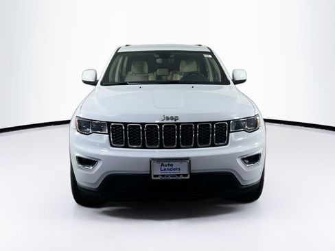 Used 2022 Jeep Grand Cherokee Laredo E image 2