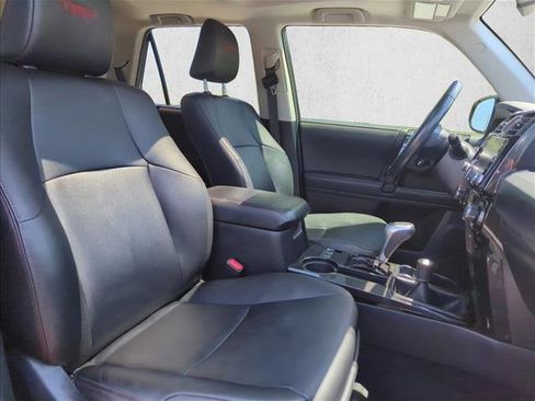 Certified 2023 Toyota 4Runner TRD Off-Road Premium w/ Moonroof Package AWD/4WD image 28