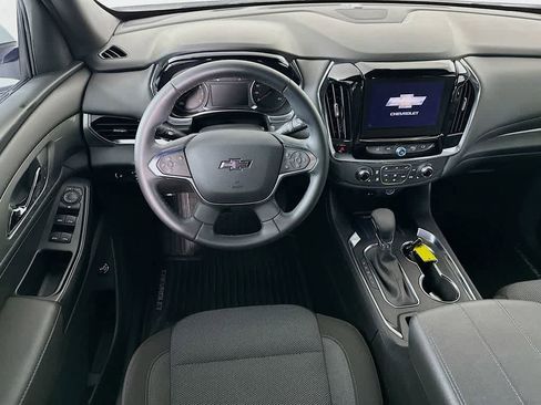 Used 2023 Chevrolet Traverse LT w/ Midnight/Sport Edition image 10