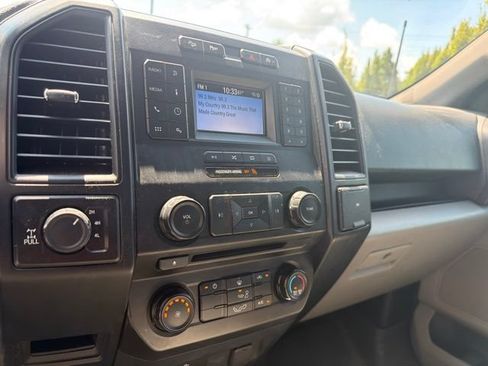 Used 2018 Ford F150 XL w/ Equipment Group 101A Mid AWD/4WD image 14