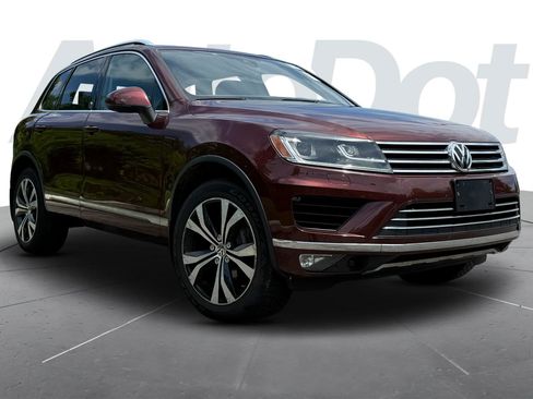 Used 2017 Volkswagen Touareg Wolfsburg Edition AWD/4WD image 1