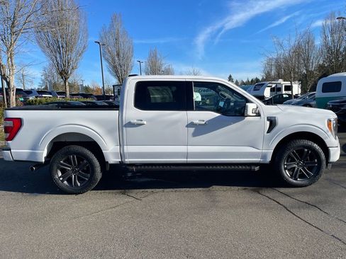 Used 2023 Ford F150 Lariat image 2