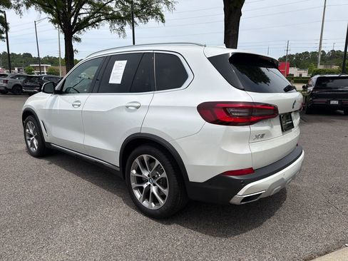 Used 2022 BMW X5 sDrive40i w/ Premium Package RWD image 9